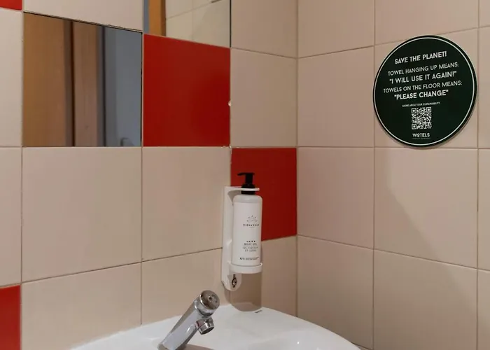 Wot Nomad Social Albergue