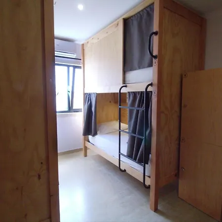 Auberge de jeunesse Wot Nomad