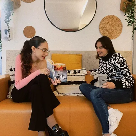 Wot Nomad Social ホステル