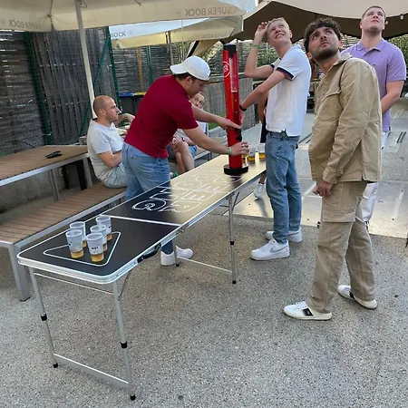 ホステル Wot Nomad Social リスボン