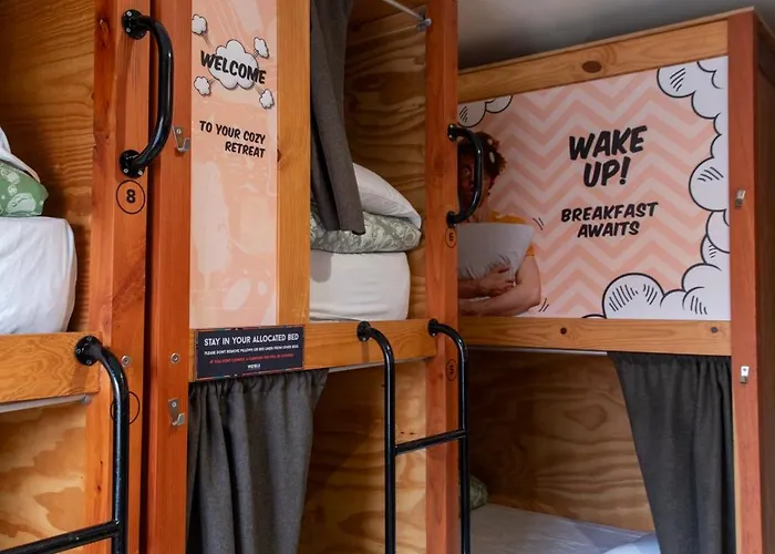 Hostel Wot Nomad Social