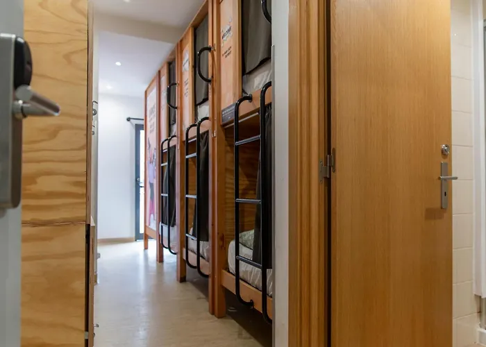 Vandrerhjem Wot Nomad Social *