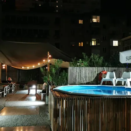 Hostel Wot Nomad Social *