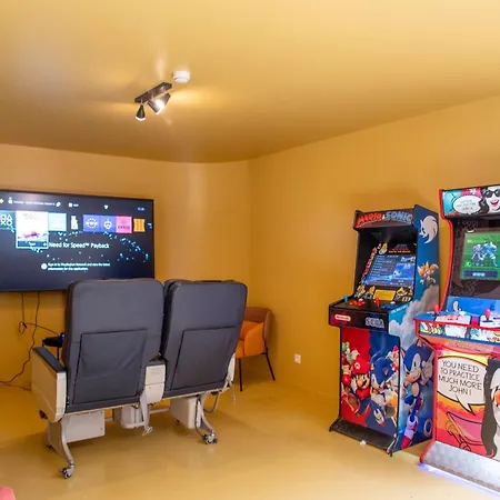 Wot Nomad Social Hostel