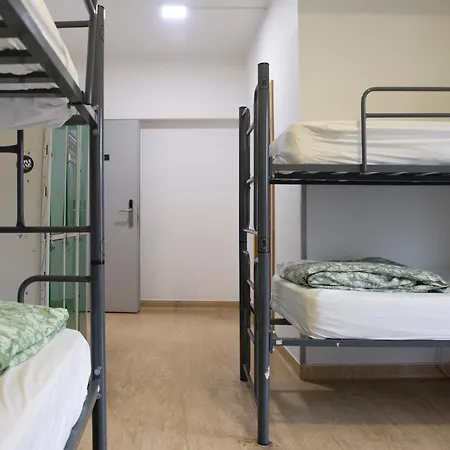 Wot Nomad Social * リスボン