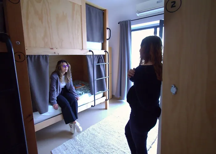 Wot Nomad Social * リスボン